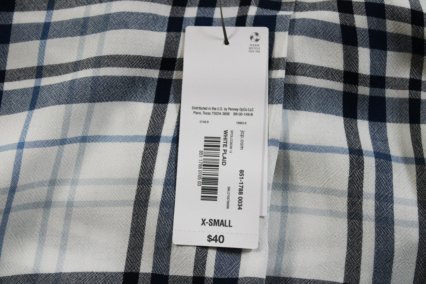 Women Top Liz Claiborne Women Plaid V Neck Top Size XS Plaid